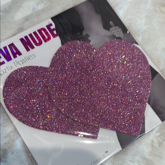 Neva Nude Glitter Heart Pasties & red glitter heart pasties dolls kill  w tags - Picture 5 of 7